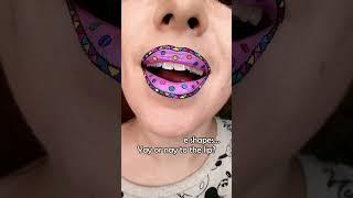 Every colour you like! Geometric lip art edition.