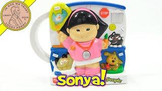 Fisher Price Little People Sonya Lee Veterinarian Musical From 2000