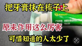 Toothpaste on Comb: You Won't Believe the Results!