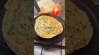 Unique Crispy Onion Lachha Paratha | Warki Lachha Paratha Full Recipe #shorts #viral #plainparatha