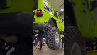 Stunning Gecko Green Jeep JL Build #northridge4x4 #dirtylifewheels #kingcoilovers