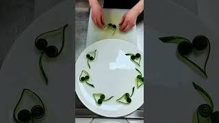 How to decorate a plate of food beautifully