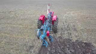 12” classic conventional match ploughing with Massey Ferguson