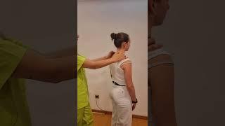 🟣Técnica osteopatica de la charnela cervicotoracica y primera costilla#fisioterapia#osteopatia