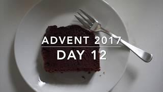 What's in My Handbag? (Advent 2017: Day 12)