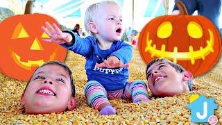 Jack-O-Lanter Pumpkin Patch Fun!