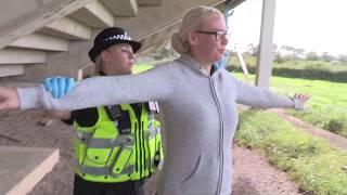 Stop-search training | Hyfforddiant stopio-chwilio