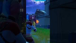 Худший игрок, но везучий Fortnite #Shorts