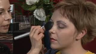 Setting Mineral Makeup