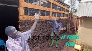 STEP BY STEP  CONSTRUCTION  oF A CHICKEN  COOP  USING  THE  CHEAP