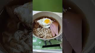 Simple Hong Kong Breakfast in Wan Chai #hongkong #breakfast #wanchai