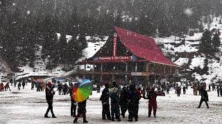 Today Heavy Snowfall at Solang valley || आज फिर से हुई मनाली में भारी बर्फबारी || Live Snowfall ||