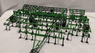 John Deere 960 Field Cultivator - 1/16 scale of the 24 ft version (video #15)