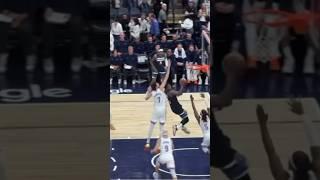 Anthony Edwards with the ACROBATIC ASSIST!!!