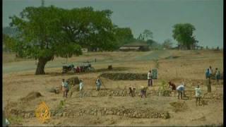 India's rural-urban divide - 16 Apr 09