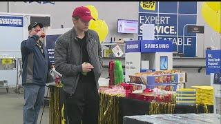 Eastwood Mall, Niles Best Buy offers holiday deals for UAW 1112 members