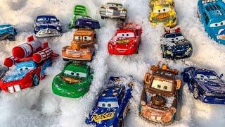 Looking For Lightning McQueen : Natalie Certain, Sally, Mater, Jackson, Wingo, Boost, DJ, Frank