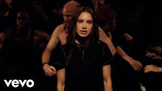 Isamaya Ffrench, Sam Thomas - Love Lost (Official Video)