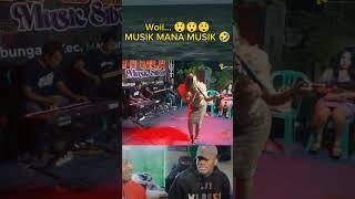 NGELAG LAGI AH..  #dangdutjawatimur #dangdut #viraltiktok #momentkocak #momentlucu