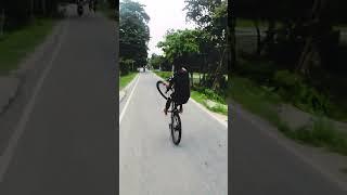 mTB free style stand man‍️