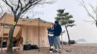 Sea in Dec, Rain Couple Camping ️| Garlic chicken stew, Bulgri, Squid bean sprout soup | jug DIY