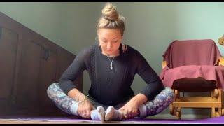 Warm and Cozy Yoga - 30 Minute Restorative