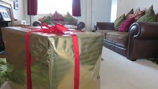  The lady in a present - A Big Surprise - Prank