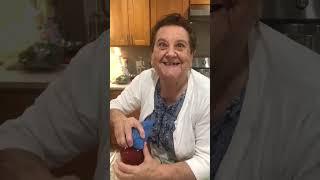 #tipsandstricks Nonna Pia’s magic touch in the kitchen 彩   #nonnapia #tip