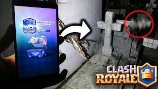 ¡ABRO COFRES en el CEMENTERIO de NOCHE! - Clash Royale [ANTRAX]