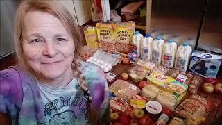 DUMPSTER DIVING FOR FREE FOOD WHEN THE POLAR VORTEX ARCTIC BLAST BLIZZARD BREATHES DOWN YOUR NECK!