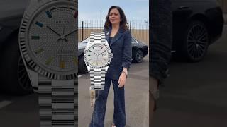 The wife of the richest man in India wore a diamond watch!