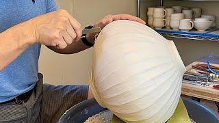 812. Making a Fluted Flat Round Vase on the BTH Wheel with Hsin-Chuen Lin 林新春 凹槽圓扁瓶製作示範