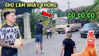 Kiên Chổi Thả Gà Vào Người Phạm Thư Đang Tắm | Đòi Làm 1 Nháy Mới Tha