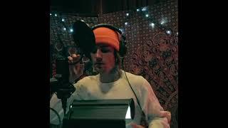 JUSTIN BIEBER PRODUCING HIS OWN SONG! (Unreleased Song)