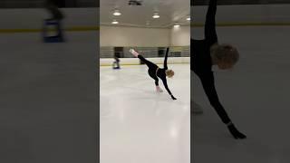 So fun  #figureskater #figureskating #shorts #skating #shortvideo #short #shortsfeed #iceskating