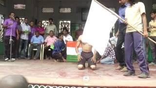 Sathish done by 142 knuckle push-ups limca world record