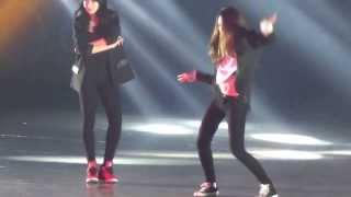 f(x) / Krystal  Victoria  Dancetime  20131224  SMTOWNWEEK