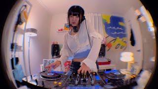 '𝒔𝒘𝒆𝒆𝒕𝒆𝒔𝒕 𝒓𝒂𝒗𝒆 𝒊𝒏 𝒕𝒉𝒆 𝒉𝒐𝒖𝒔𝒆 *。DJ set' by yunji (ukg/breakbeat)