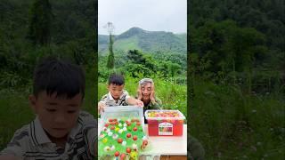 Two grandchildren prank their grandfather, funny and entertaining video