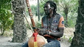 Watcha plays "Djina Bantan" - Kamale ngoni music from West Africa