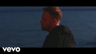 Tom Walker - Leave a Light On (Official Video)