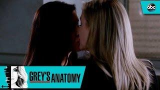 Arizona and Eliza's First Kiss - Grey's Anatomy 13x14