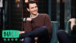 Harry Lloyd Is Charles Dickens' Great-Great-Great Grandson