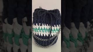 Bolsa de crochê em fio de malha| Bolsa modelo saco| Alça Transversal| Lateral #bolsa #croche #linda