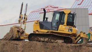 Planierraupe in Aktion KOMATSU D41 in Hannover Isernhagen Teil 1