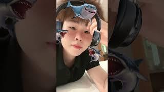 睁眼看世界