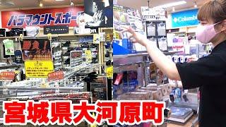 【パラマウントスポーツ】美人店員さんがオススメするネイルが飛ぶように売れていた。