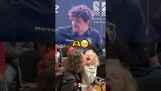 5 year old Cutie meets Magnus Carlsen! 🫂 #chess #magnuscarlsen
