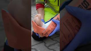 Splinting a broken ankle  #ambulance #paramedic #firstaid #hospital #emergency #nurse