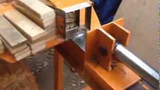 Kindling Machine